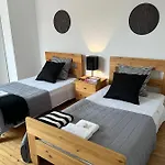 Aphrodite 2 Bedroom Down Town *